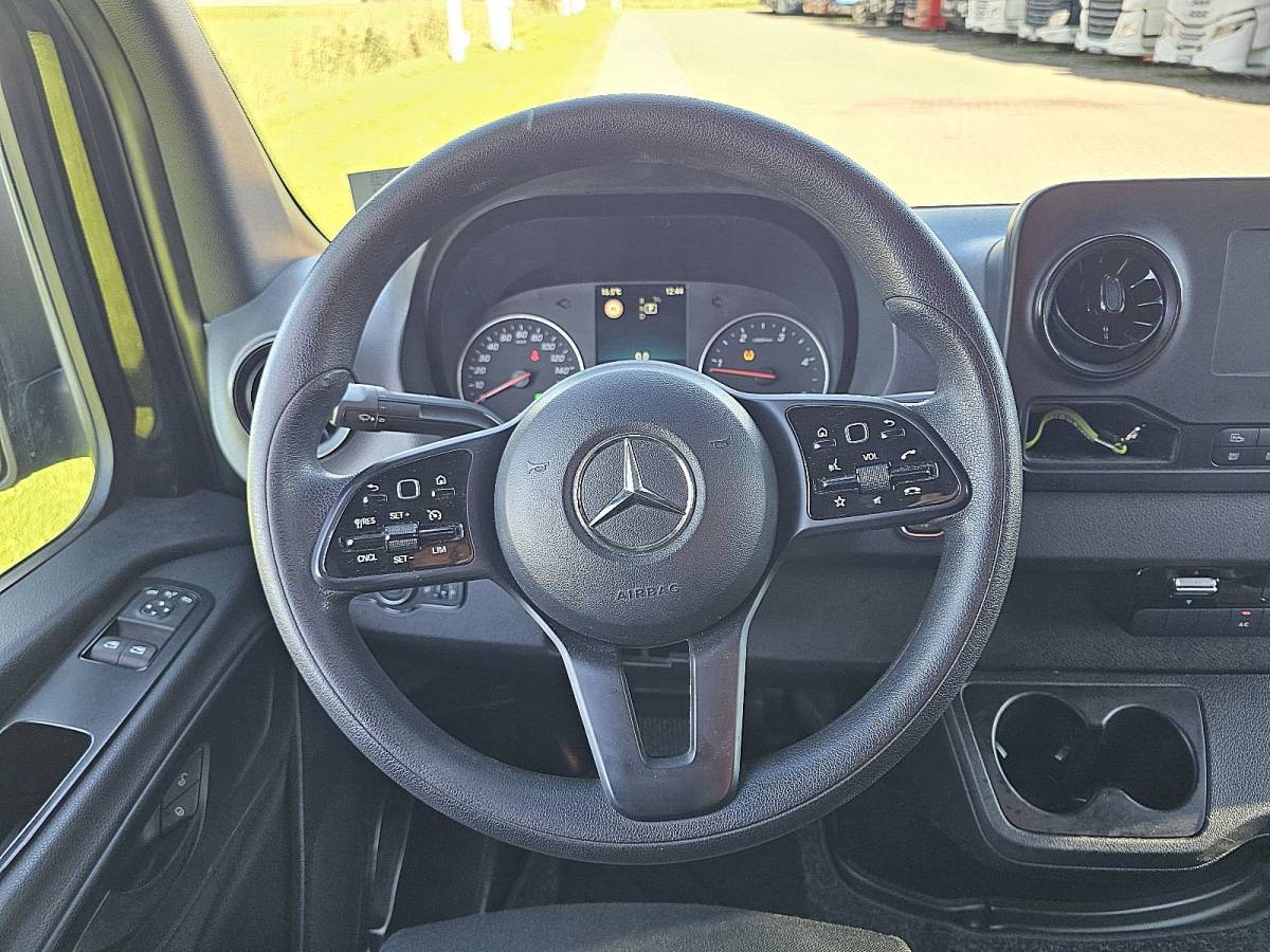 Mercedes-Benz Sprinter MERCEDES-BENZ SPRINTER 317 ac automaat euro6
