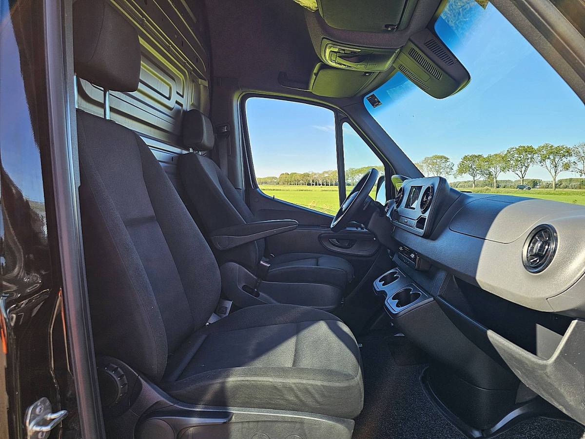 Mercedes-Benz Sprinter MERCEDES-BENZ SPRINTER 317 ac automaat euro6