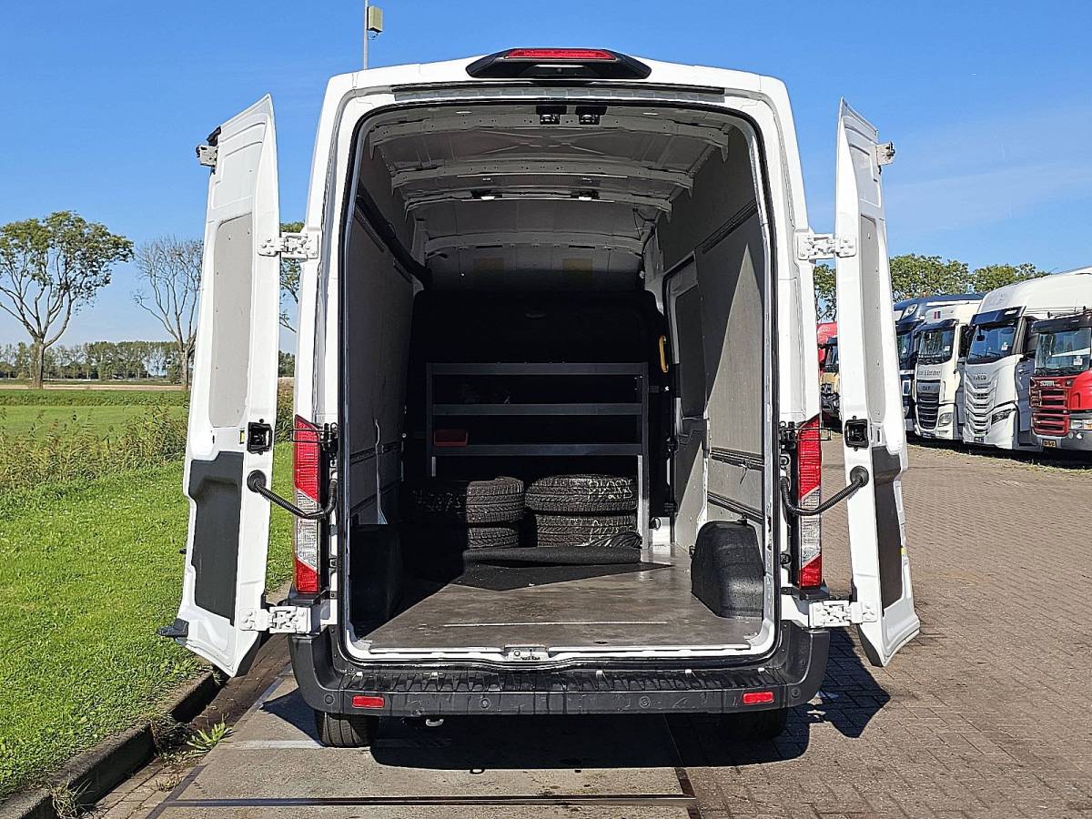 Ford Transit FORD TRANSIT 2.0 L3H3 RWD Airco Navi Camera Apple Carplay 3 Zits BPM Vrij Cruise Control Euro6