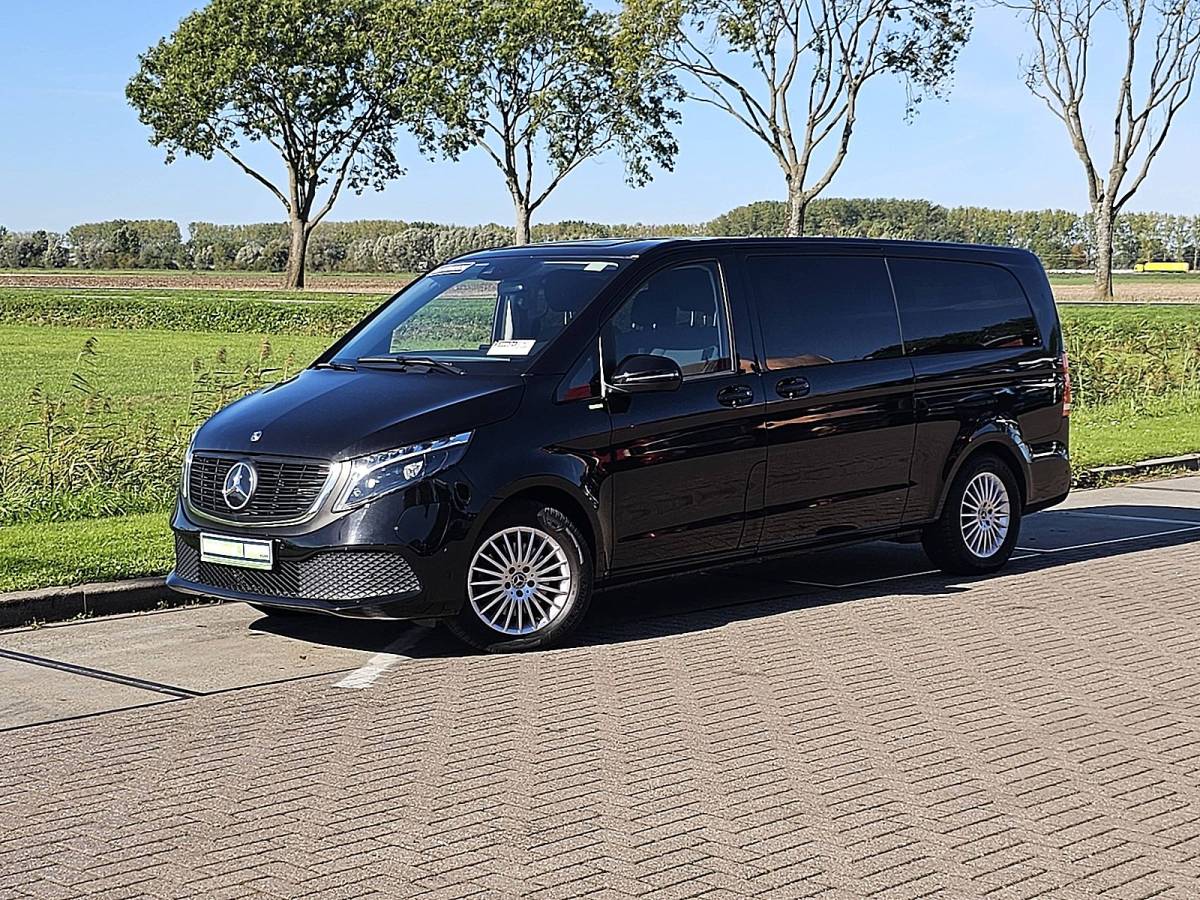 Mercedes-Benz EQV MERCEDES-BENZ EQV 300 ExtraLang L3 8 Persoons 2x Elektrische Schuifdeur LED PDC Airco Mbux Navi Cruise Control Camera 90 kWh Automaat 204 PK!