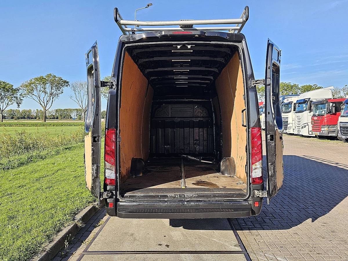 Iveco Daily IVECO DAILY 35S14       l4h2 maxi automaat!