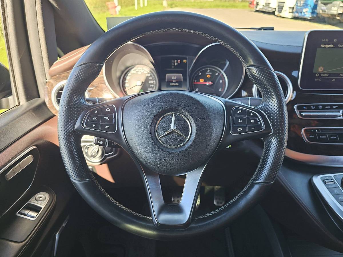 Mercedes-Benz V-Klasse MERCEDES-BENZ V-KLASSE 250 CDI XL L3 dubbel cabine leder 2x elektr. schuifdeur Burmester