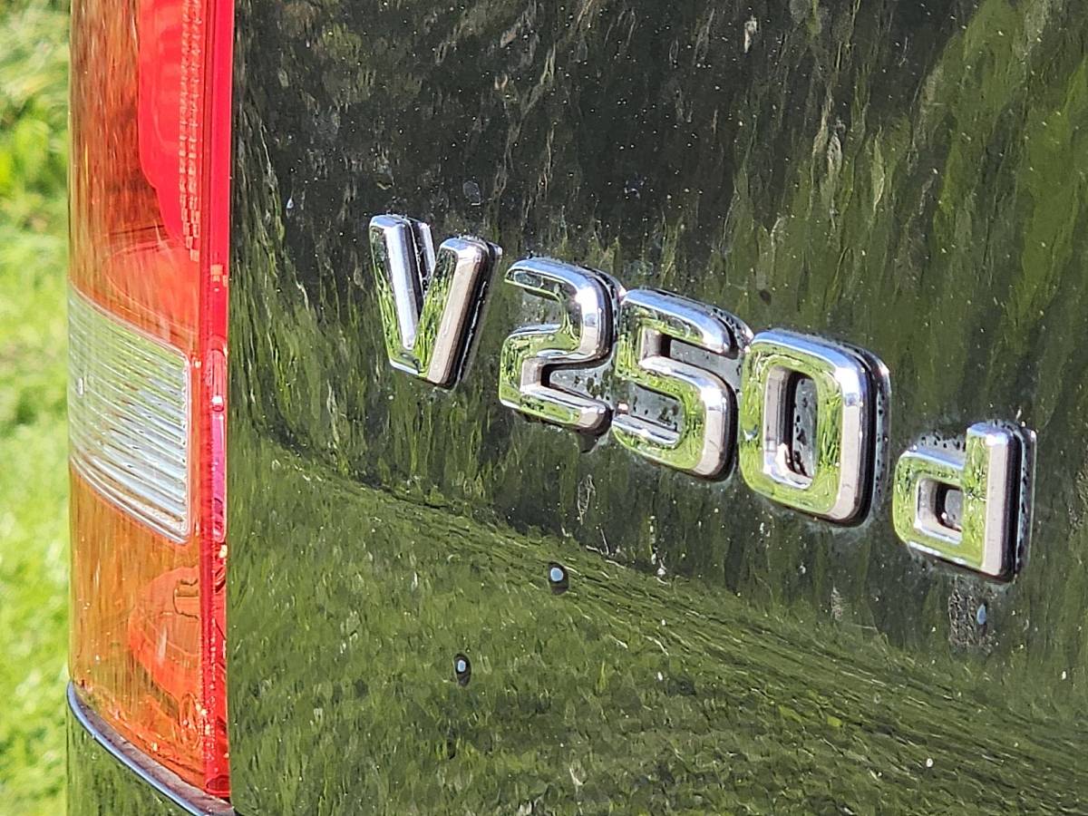 Mercedes-Benz V-Klasse MERCEDES-BENZ V-KLASSE 250 CDI XL L3 dubbel cabine leder 2x elektr. schuifdeur Burmester