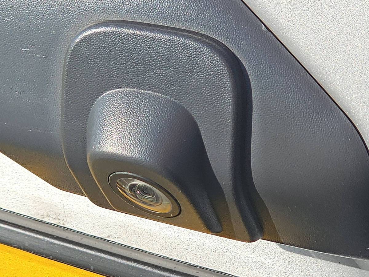Ford Transit Connect FORD TRANSIT CONNECT 1.5 lang, airco, navi, pdc, trekhaak, metallic