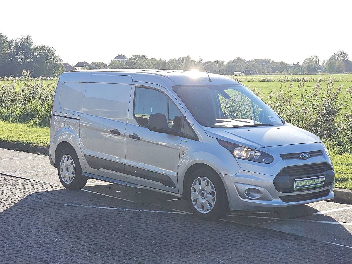 Ford Transit Connect FORD TRANSIT CONNECT 1.5 lang, airco, navi, pdc, trekhaak, metallic