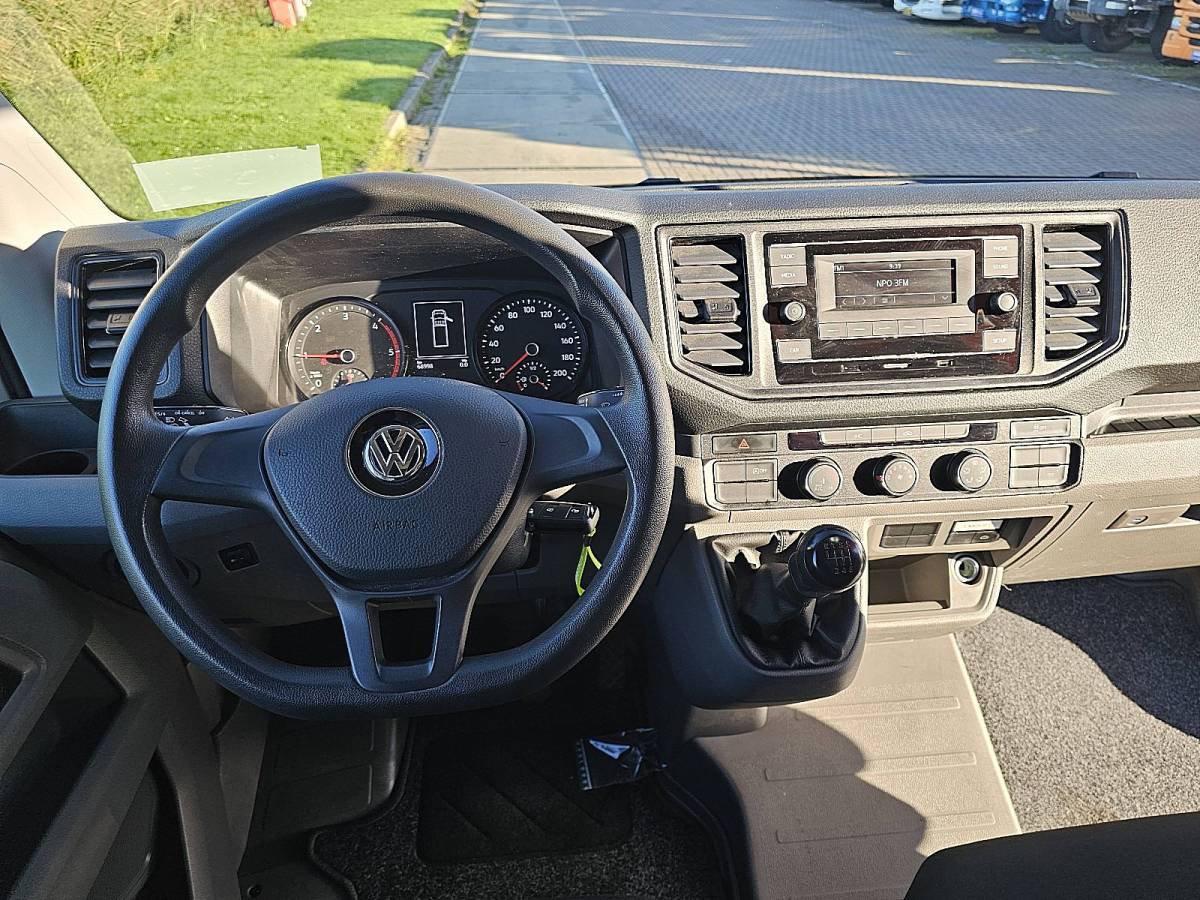 Volkswagen Crafter VOLKSWAGEN CRAFTER 35 2.0 Bakwagen Laadklep Zijdeur Lat-om-Lat Betimmerd Spoiler Euro6140Pk Bpm-Vrij!