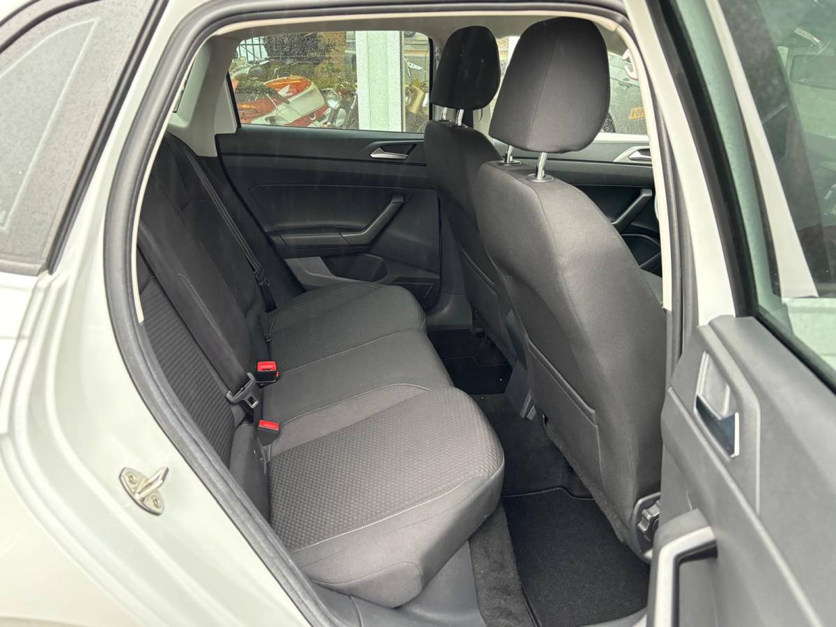 Volkswagen Polo Volkswagen Polo 1.0 96PK TSI Comfortline Executive | Adaptive | PDC V+A | Orig. NL | NAP |