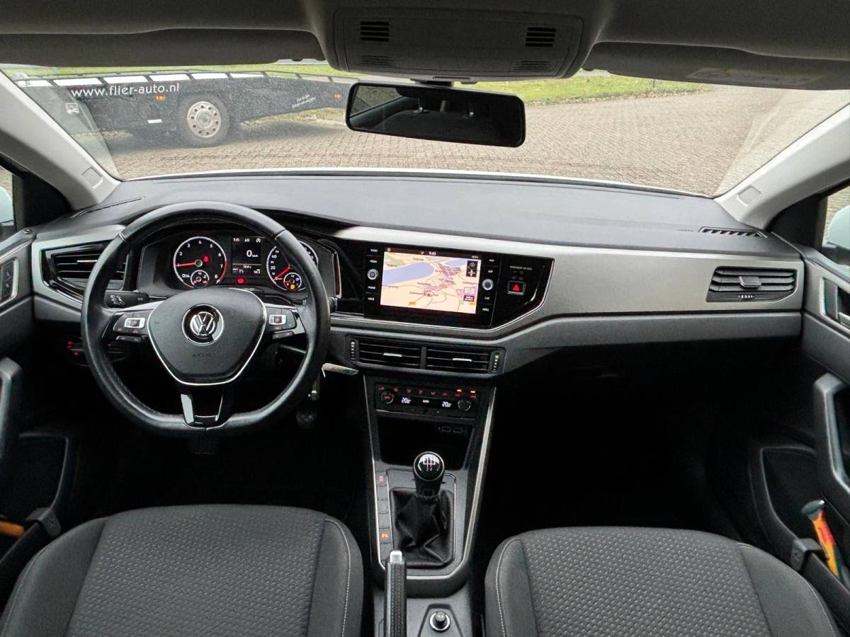 Volkswagen Polo Volkswagen Polo 1.0 96PK TSI Comfortline Executive | Adaptive | PDC V+A | Orig. NL | NAP |