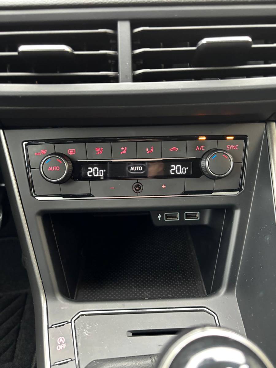 Volkswagen Polo Volkswagen Polo 1.0 96PK TSI Comfortline Executive | Adaptive | PDC V+A | Orig. NL | NAP |