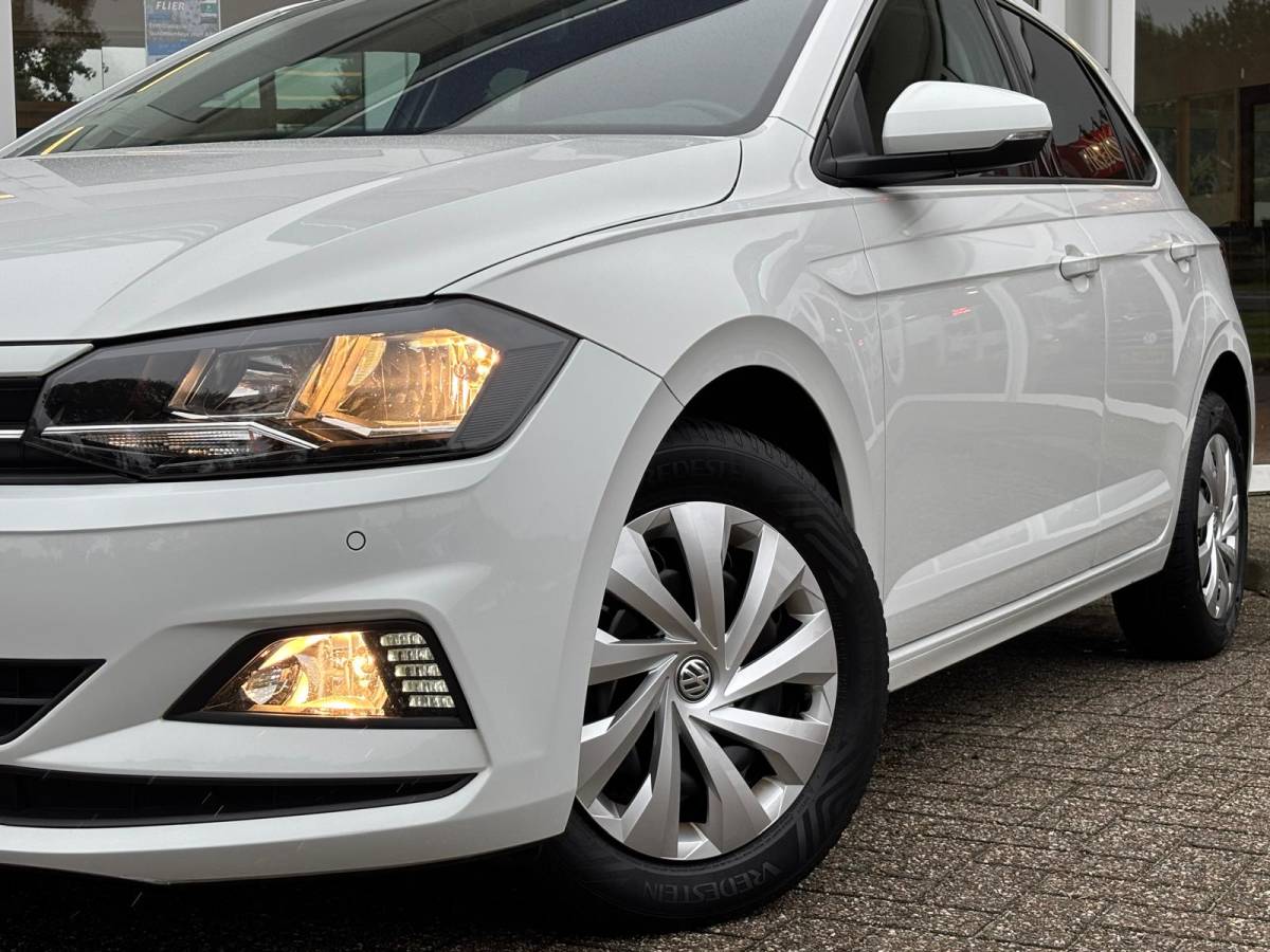 Volkswagen Polo Volkswagen Polo 1.0 96PK TSI Comfortline Executive | Adaptive | PDC V+A | Orig. NL | NAP |