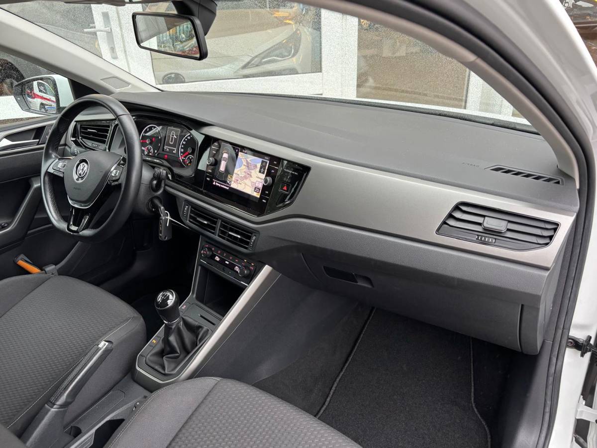 Volkswagen Polo Volkswagen Polo 1.0 96PK TSI Comfortline Executive | Adaptive | PDC V+A | Orig. NL | NAP |