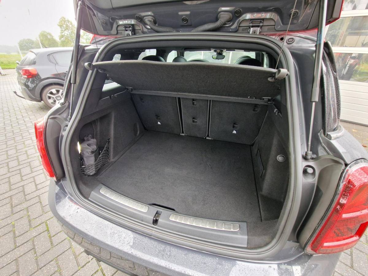 MINI Countryman Mini Countryman 2.0 John Cooper Works ALL4 Chili 306PK|NL-auto|Pano|19-inch|Carplay|Camera|JW-Sport-uitlaat|eerste-eigenaar|