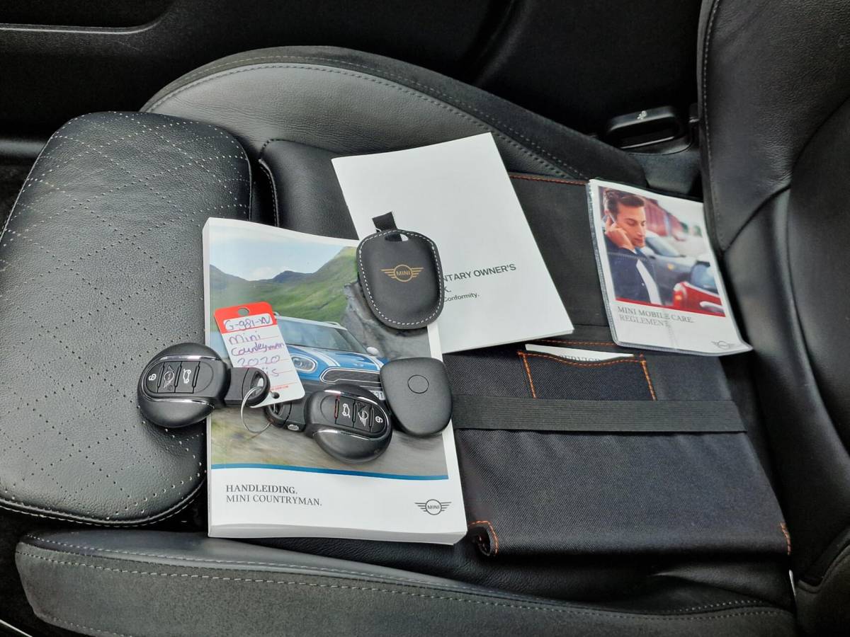 MINI Countryman Mini Countryman 2.0 John Cooper Works ALL4 Chili 306PK|NL-auto|Pano|19-inch|Carplay|Camera|JW-Sport-uitlaat|eerste-eigenaar|