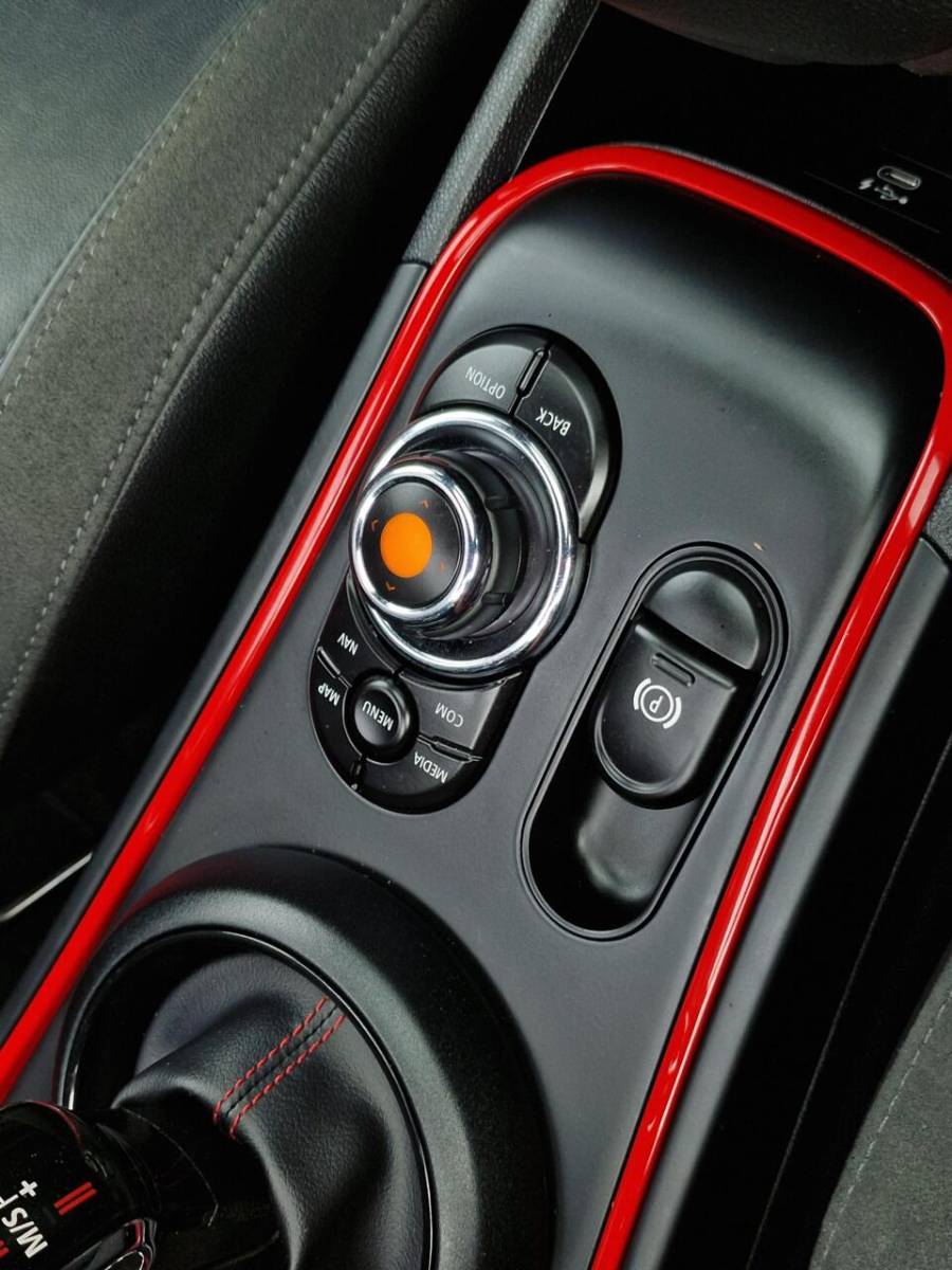 MINI Countryman Mini Countryman 2.0 John Cooper Works ALL4 Chili 306PK|NL-auto|Pano|19-inch|Carplay|Camera|JW-Sport-uitlaat|eerste-eigenaar|