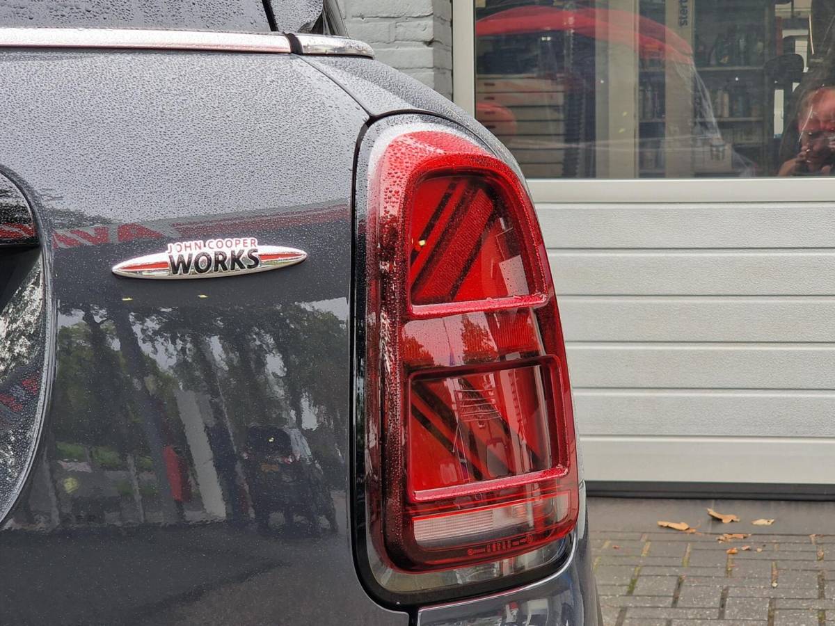 MINI Countryman Mini Countryman 2.0 John Cooper Works ALL4 Chili 306PK|NL-auto|Pano|19-inch|Carplay|Camera|JW-Sport-uitlaat|eerste-eigenaar|