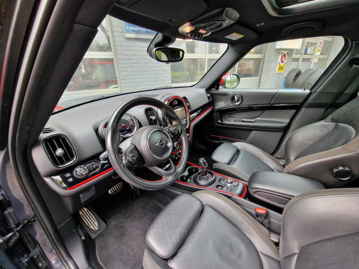 MINI Countryman Mini Countryman 2.0 John Cooper Works ALL4 Chili 306PK|NL-auto|Pano|19-inch|Carplay|Camera|JW-Sport-uitlaat|eerste-eigenaar|