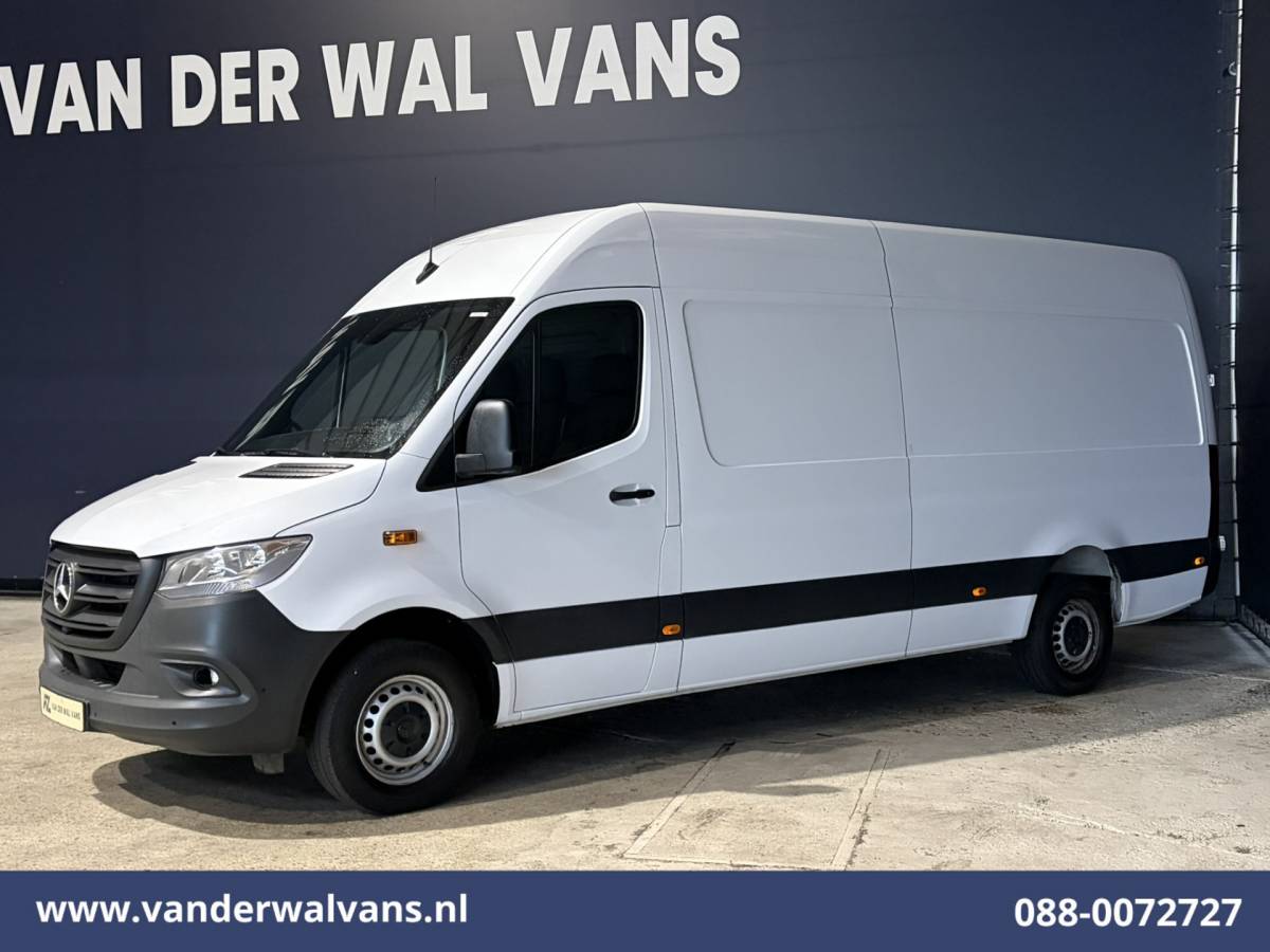 Mercedes-Benz Sprinter Mercedes-Benz Sprinter 317 CDI 170pk L3H2 Euro6 Airco | 360 Graden Camera | Navigatie | Chauffeursstoel | Apple Carplay Cruisecontrol, Android Auto, Stoelverwarming, 270 Graden Achterdeuren, Parkeersensoren, Bijrijdersbank
