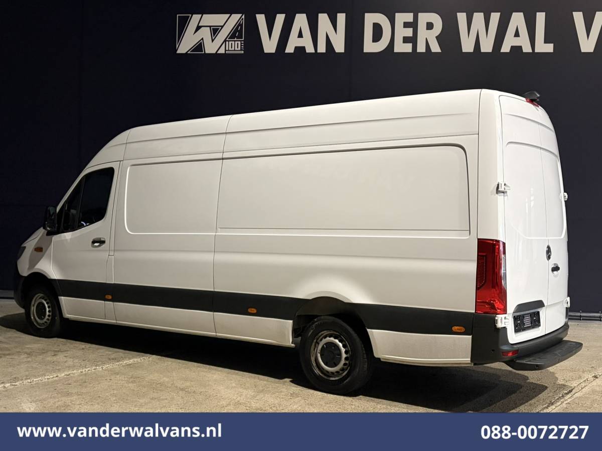 Mercedes-Benz Sprinter Mercedes-Benz Sprinter 317 CDI 170pk L3H2 Euro6 Airco | 360 Graden Camera | Navigatie | Chauffeursstoel | Apple Carplay Cruisecontrol, Android Auto, Stoelverwarming, 270 Graden Achterdeuren, Parkeersensoren, Bijrijdersbank