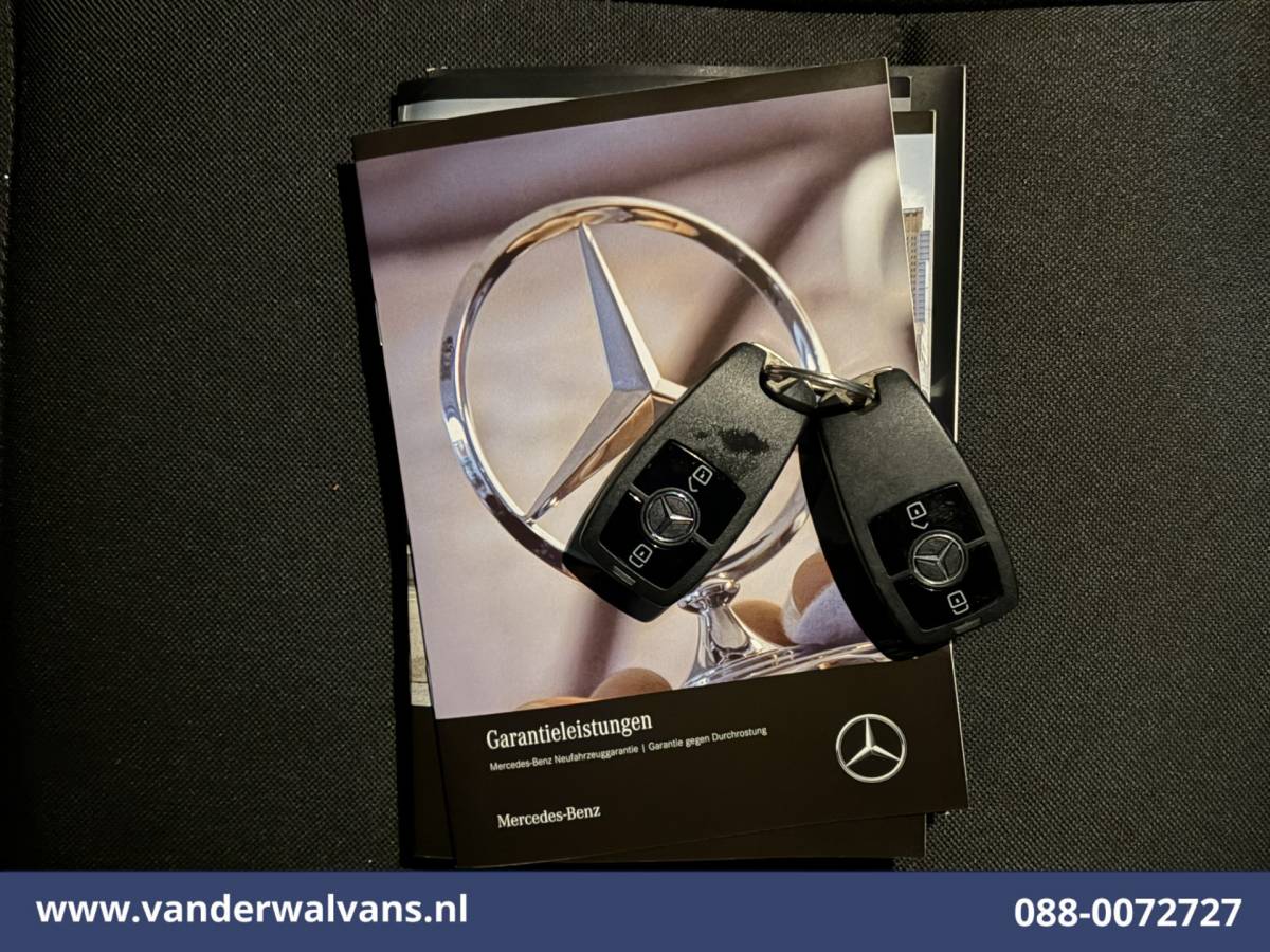 Mercedes-Benz Sprinter Mercedes-Benz Sprinter 317 CDI 170pk L3H2 Euro6 Airco | 360 Graden Camera | Navigatie | Chauffeursstoel | Apple Carplay Cruisecontrol, Android Auto, Stoelverwarming, 270 Graden Achterdeuren, Parkeersensoren, Bijrijdersbank