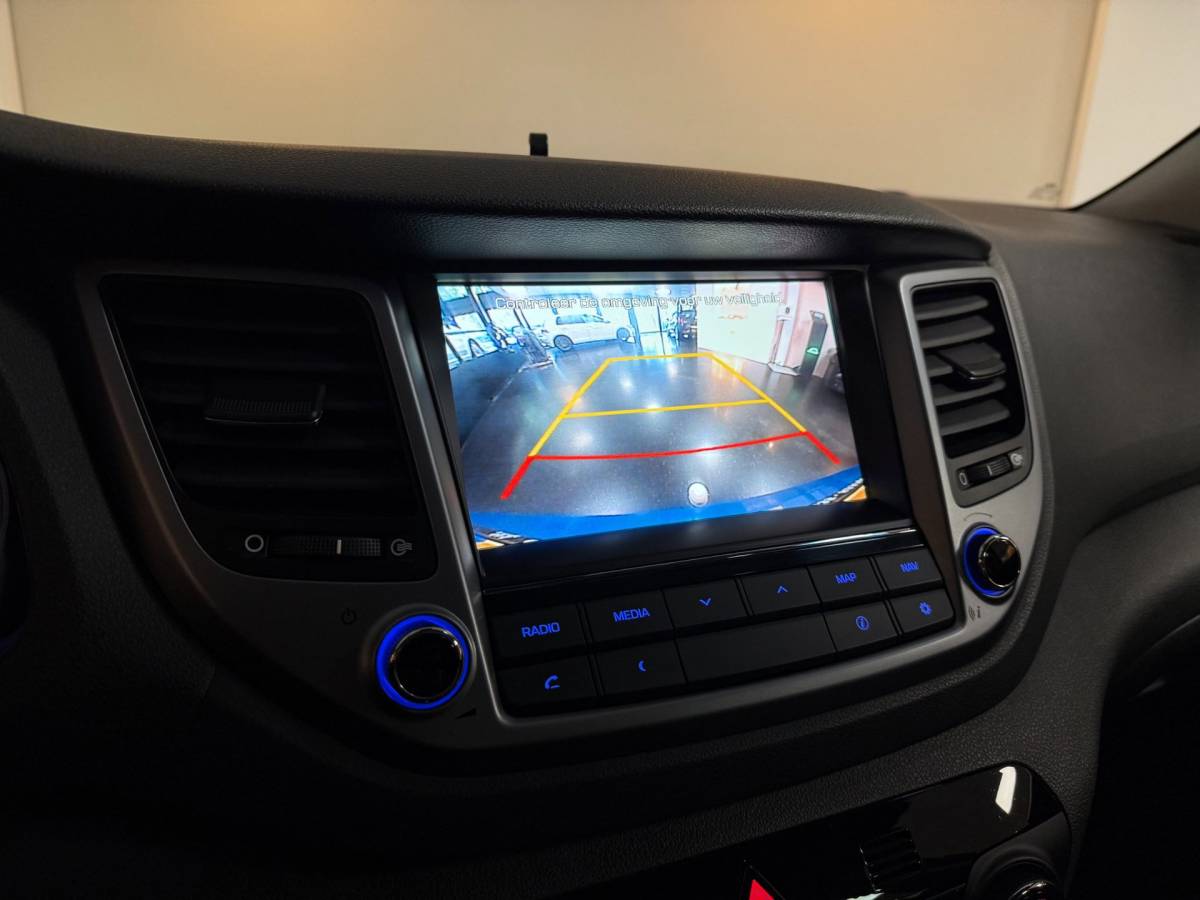 Hyundai Tucson Hyundai Tucson 1.6 T-GDi Comfort 4WD *Automaat* Dealer OH|Trekhaak|Stoel/Stuurverw.V+A|Cruise|Navi|Camera|Lane-Assist|PDC|BT