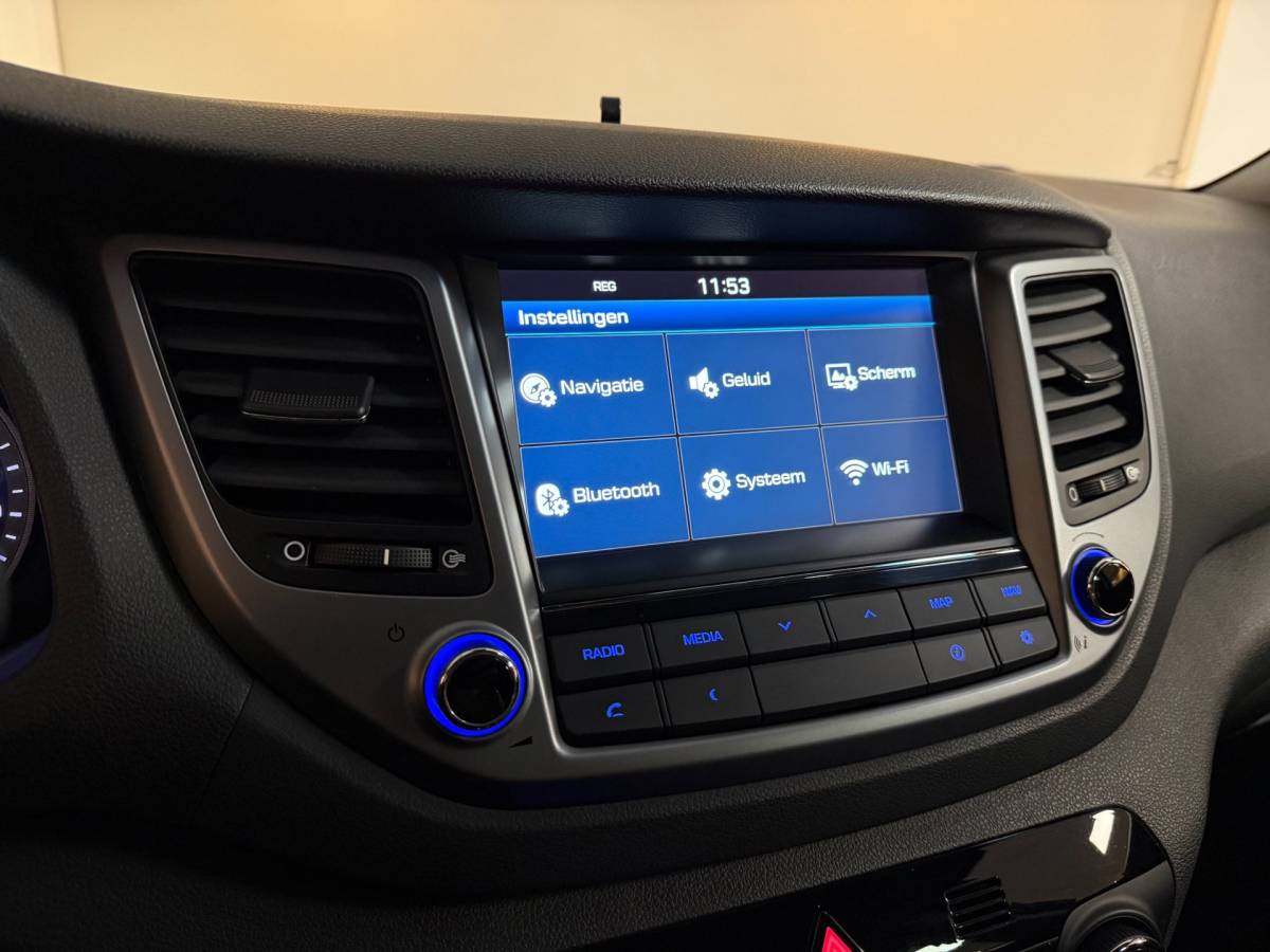 Hyundai Tucson Hyundai Tucson 1.6 T-GDi Comfort 4WD *Automaat* Dealer OH|Trekhaak|Stoel/Stuurverw.V+A|Cruise|Navi|Camera|Lane-Assist|PDC|BT