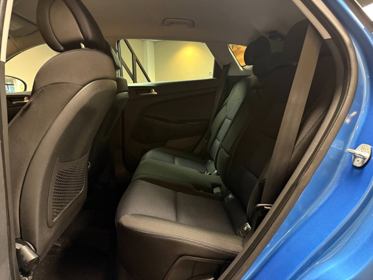 Hyundai Tucson Hyundai Tucson 1.6 T-GDi Comfort 4WD *Automaat* Dealer OH|Trekhaak|Stoel/Stuurverw.V+A|Cruise|Navi|Camera|Lane-Assist|PDC|BT