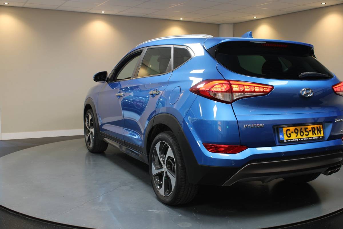 Hyundai Tucson Hyundai Tucson 1.6 T-GDi Comfort 4WD *Automaat* Dealer OH|Trekhaak|Stoel/Stuurverw.V+A|Cruise|Navi|Camera|Lane-Assist|PDC|BT
