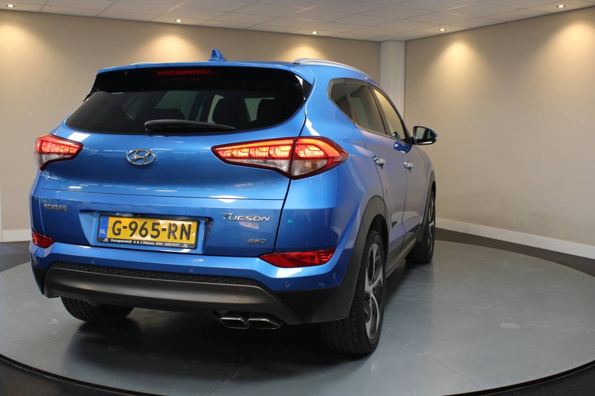 Hyundai Tucson Hyundai Tucson 1.6 T-GDi Comfort 4WD *Automaat* Dealer OH|Trekhaak|Stoel/Stuurverw.V+A|Cruise|Navi|Camera|Lane-Assist|PDC|BT