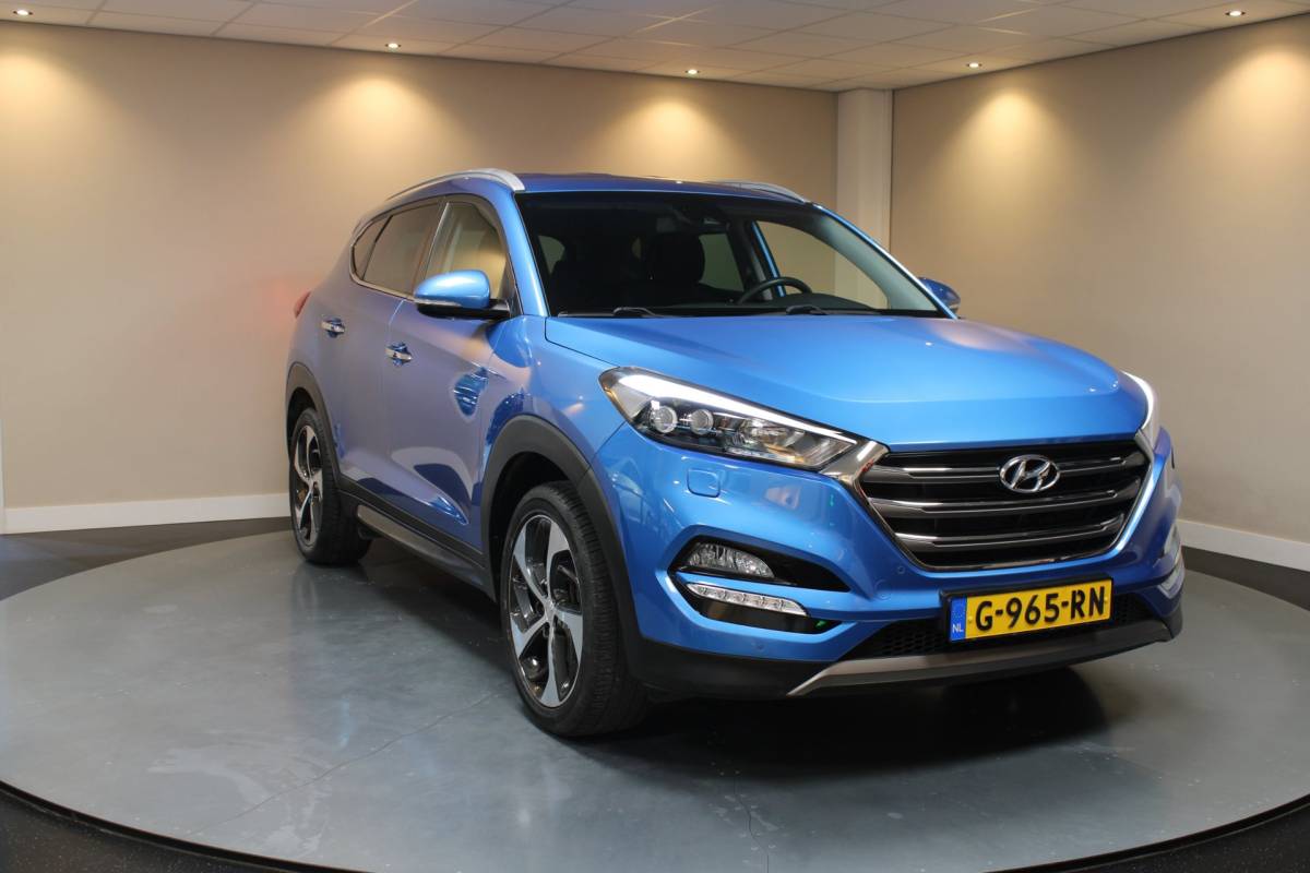Hyundai Tucson Hyundai Tucson 1.6 T-GDi Comfort 4WD *Automaat* Dealer OH|Trekhaak|Stoel/Stuurverw.V+A|Cruise|Navi|Camera|Lane-Assist|PDC|BT