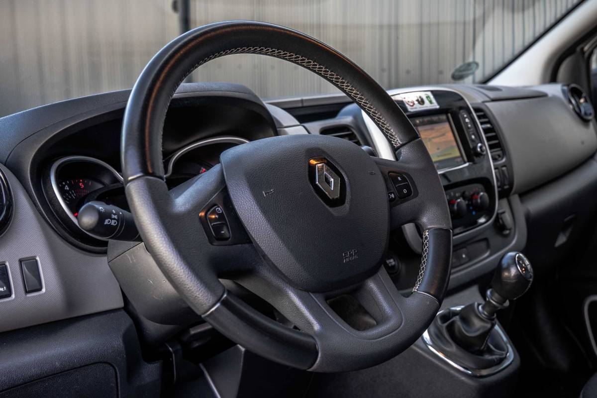 Renault Trafic Renault Trafic 1.6 dCi 95 | 9-Zits | Cruise | Navi | Airco | Trekhaak