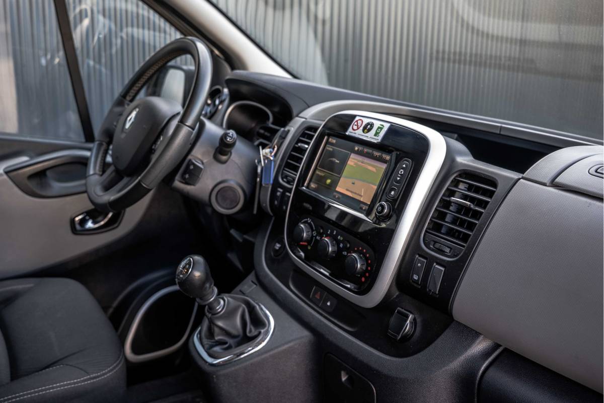 Renault Trafic Renault Trafic 1.6 dCi 95 | 9-Zits | Cruise | Navi | Airco | Trekhaak