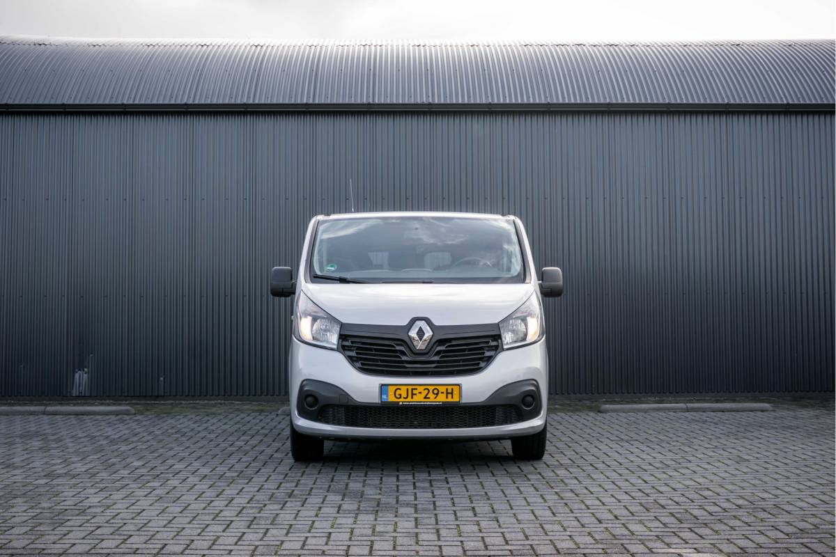 Renault Trafic Renault Trafic 1.6 dCi 95 | 9-Zits | Cruise | Navi | Airco | Trekhaak