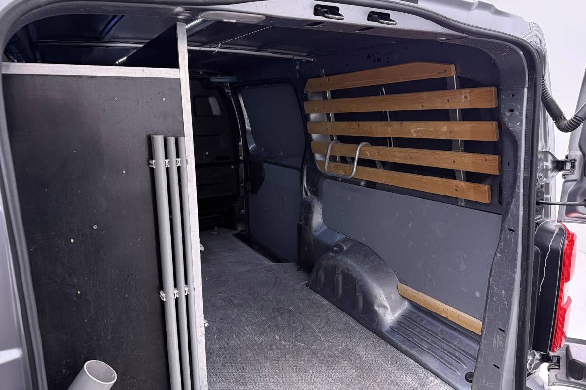 Toyota ProAce Toyota PROACE Worker 2.0 D-4D Professional Long | Trekhaak | L3 | Betimmering | Climate Control | Camera | AUTOMAAT |