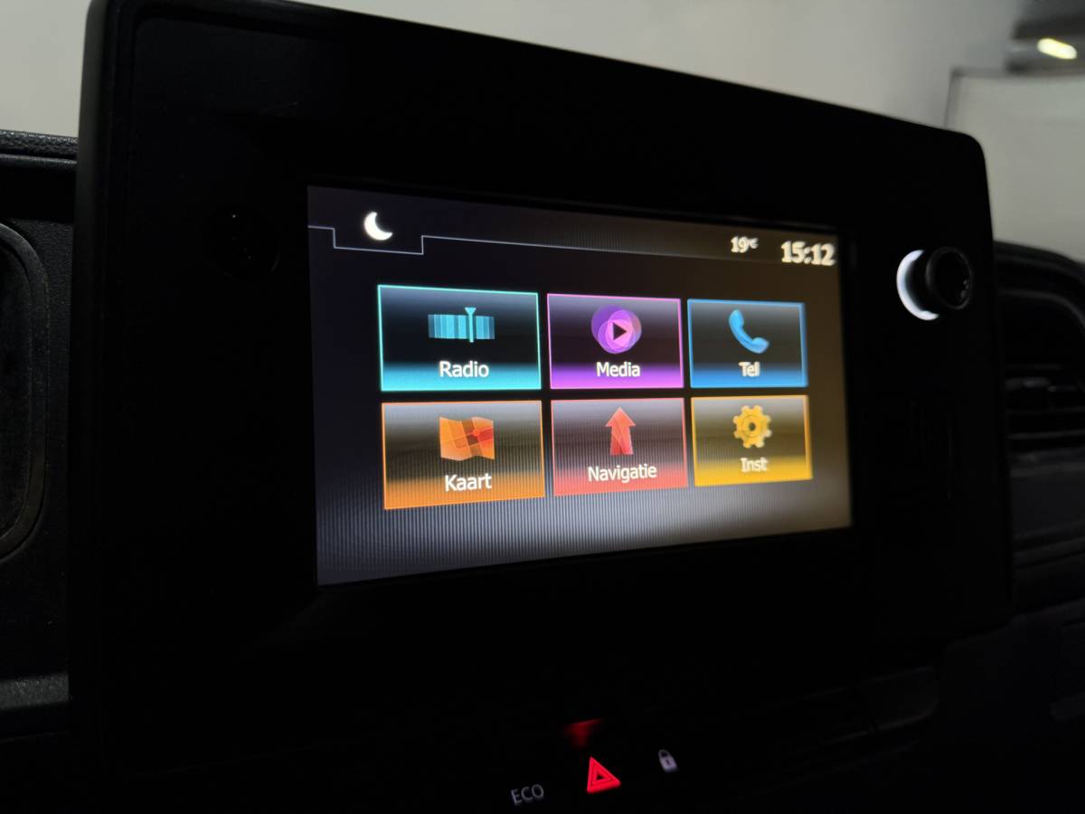 Renault Master Renault Master T35 2.3 dCi 135 L3H2 Comfort – Airco / Navi / Trekhaak / Bluetooth