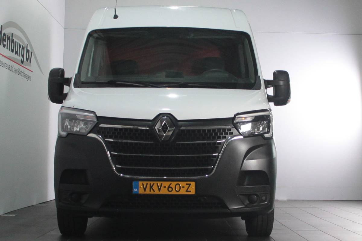 Renault Master Renault Master T35 2.3 dCi 135 L3H2 Comfort – Airco / Navi / Trekhaak / Bluetooth