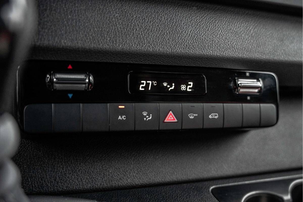 Mercedes-Benz Sprinter Mercedes-Benz Sprinter 315 CDI L4H2 | LED | 360° Camera | Cruise | PDC | Mbux | 3-Zits | Climatronic