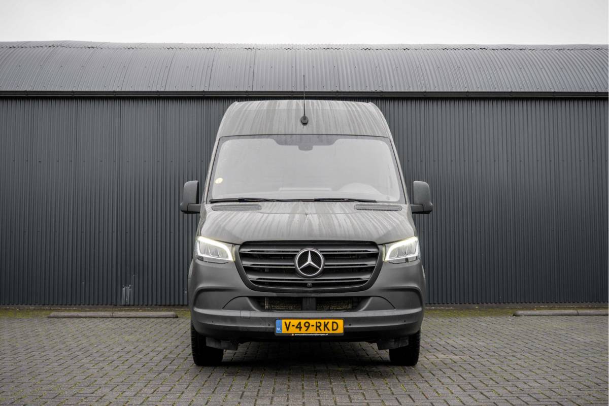 Mercedes-Benz Sprinter Mercedes-Benz Sprinter 315 CDI L4H2 | LED | 360° Camera | Cruise | PDC | Mbux | 3-Zits | Climatronic