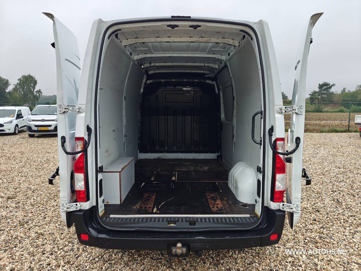 Renault Master Renault Master T35 2.3 dCi 135 L2H2 Work Edition ,Apk okt. 2027, Airco , navi , camera , 1e Eig , Euro 6
