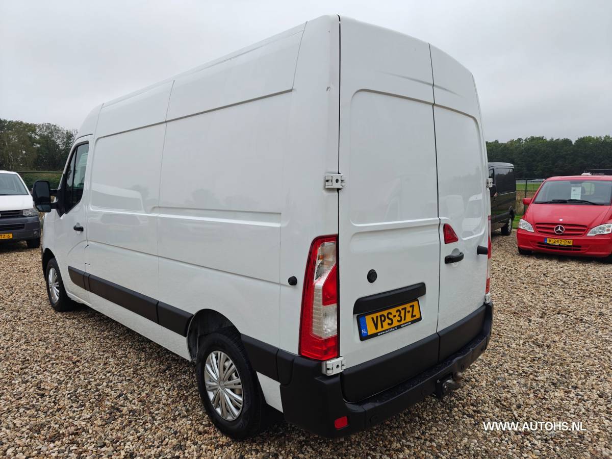 Renault Master Renault Master T35 2.3 dCi 135 L2H2 Work Edition ,Apk okt. 2027, Airco , navi , camera , 1e Eig , Euro 6