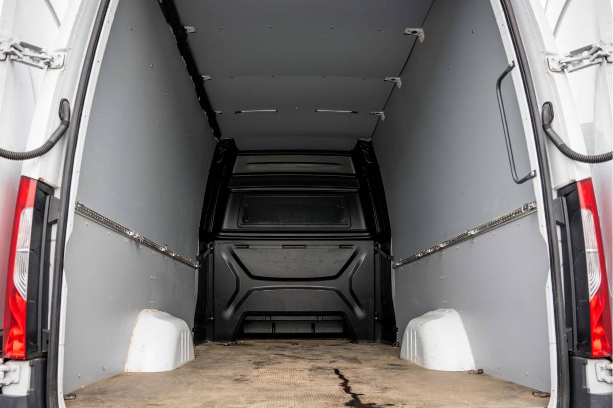 Mercedes-Benz Sprinter Mercedes-Benz Sprinter 315 CDI L3H2 | Automaat | DC 5-Zits | Camera | Cruise | Mbux | Climatronic