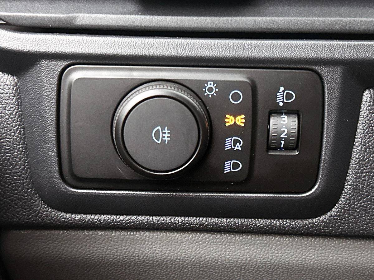 Ford Transit Custom Ford Transit Custom 300 2.0 TDCI L2H1 Trend Automaat Airco Navigatie Cruise Navi Trekhaak
