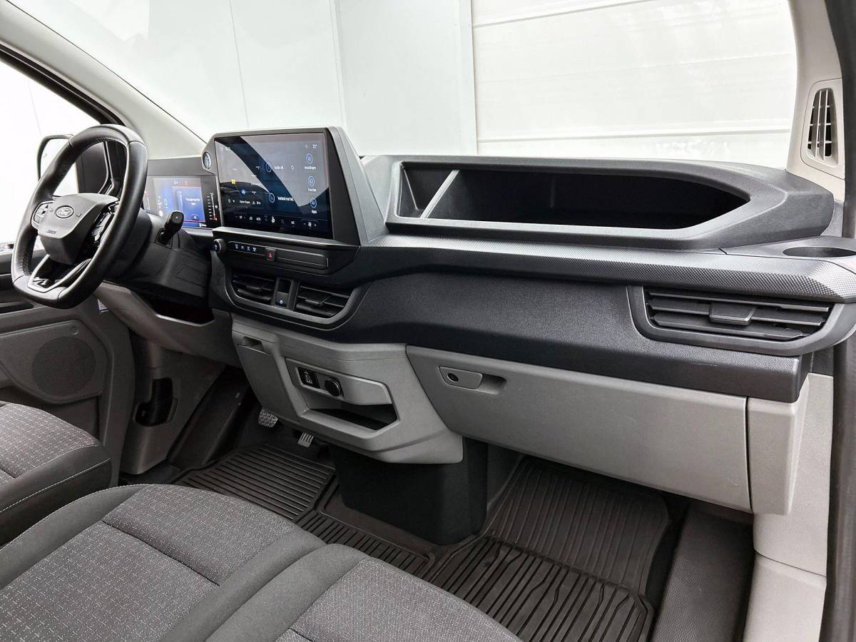 Ford Transit Custom Ford Transit Custom 300 2.0 TDCI L2H1 Trend Automaat Airco Navigatie Cruise Navi Trekhaak