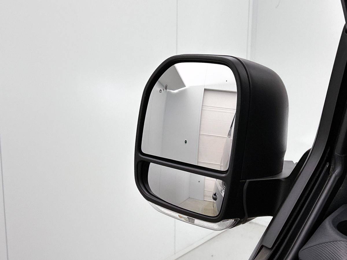 Ford Transit Custom Ford Transit Custom 300 2.0 TDCI L2H1 Trend Automaat Airco Navigatie Cruise Navi Trekhaak