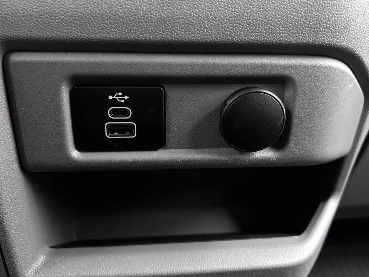 Ford Transit Custom Ford Transit Custom 300 2.0 TDCI L2H1 Trend Automaat Airco Navigatie Cruise Navi Trekhaak