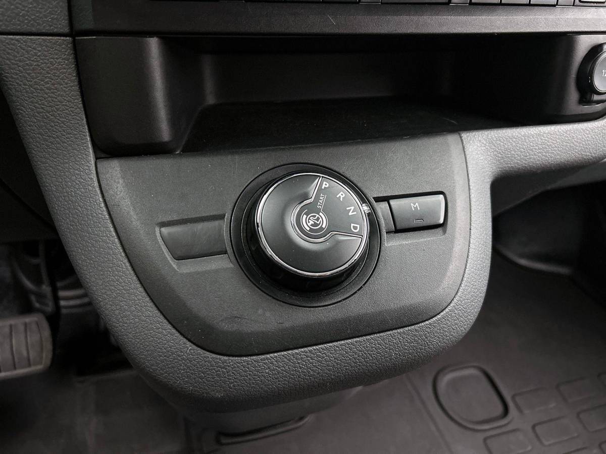 Opel Vivaro Opel Vivaro 2.0 CDTI L3H1 Dubbele Cabine Automaat Airco Navigatie Trekhaak Camera Cruise Control