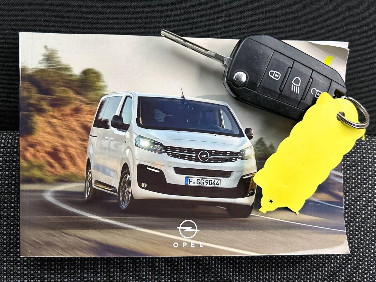 Opel Vivaro Opel Vivaro 2.0 CDTI L3H1 Dubbele Cabine Automaat Airco Navigatie Trekhaak Camera Cruise Control