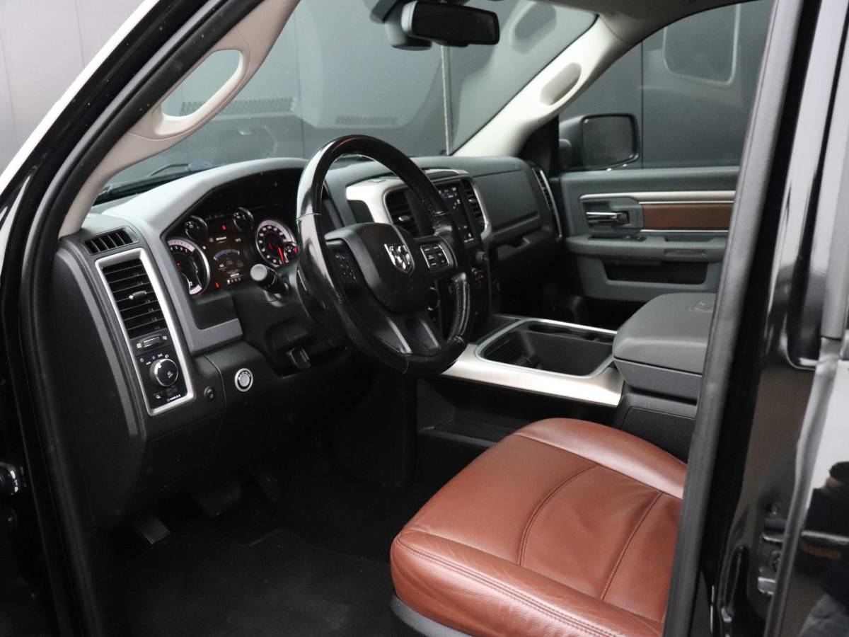 Dodge Ram 1500 Dodge Ram 1500 5.7 V8 4×4 Crew Cab Classic | LEDER | SCHUIFDAK | LPG | TREKHAAK | NAVIGATIE