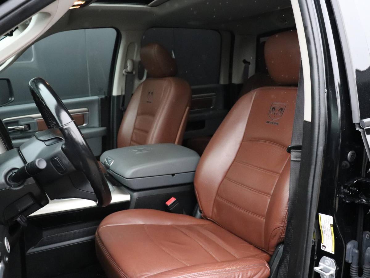 Dodge Ram 1500 Dodge Ram 1500 5.7 V8 4×4 Crew Cab Classic | LEDER | SCHUIFDAK | LPG | TREKHAAK | NAVIGATIE