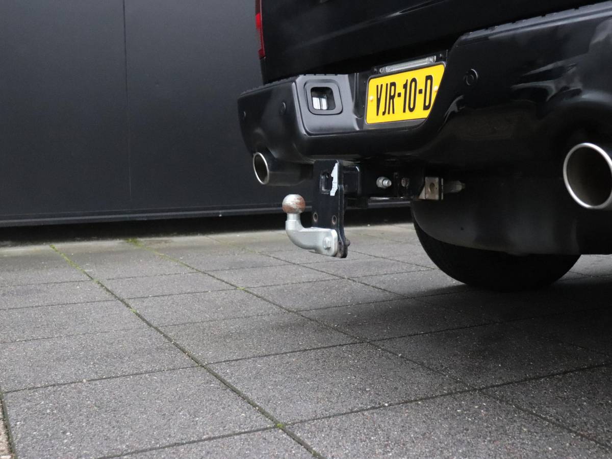 Dodge Ram 1500 Dodge Ram 1500 5.7 V8 4×4 Crew Cab Classic | LEDER | SCHUIFDAK | LPG | TREKHAAK | NAVIGATIE