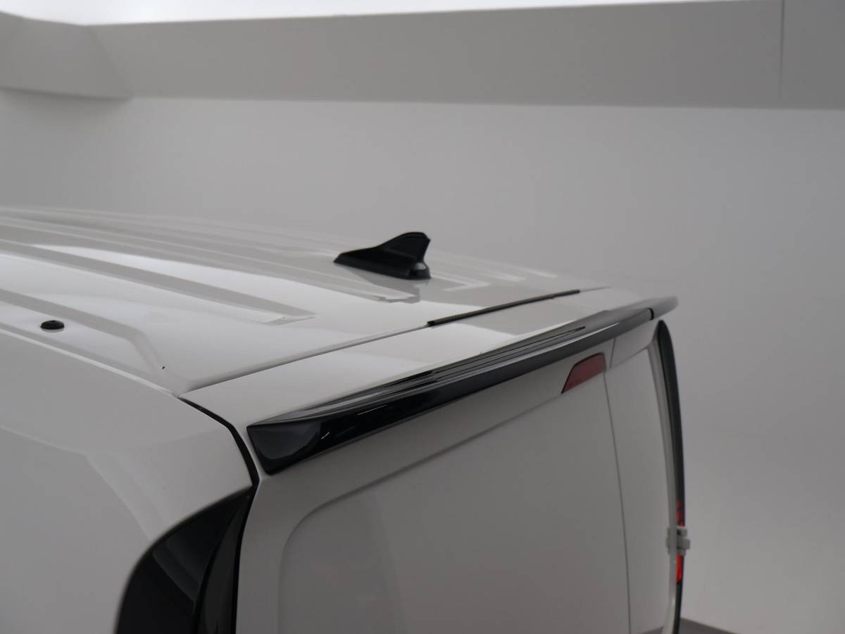 Volkswagen Caddy Volkswagen Caddy Cargo 1.5 TSI BENZINE + 19 INCH LMV | LEDER | MAXTON SPORTPAKKET | BPM VRIJ | CRUISE CONTROL